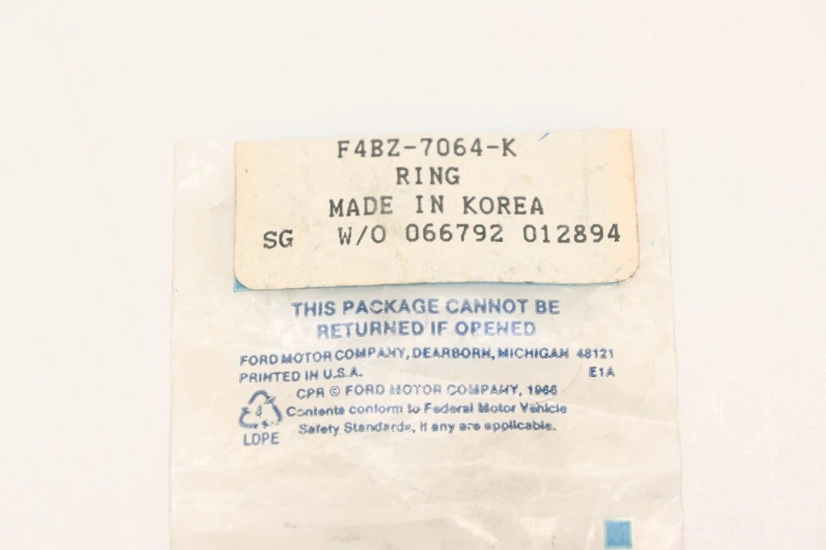 Snap Ring for Ford (F4BZ-7064-K)