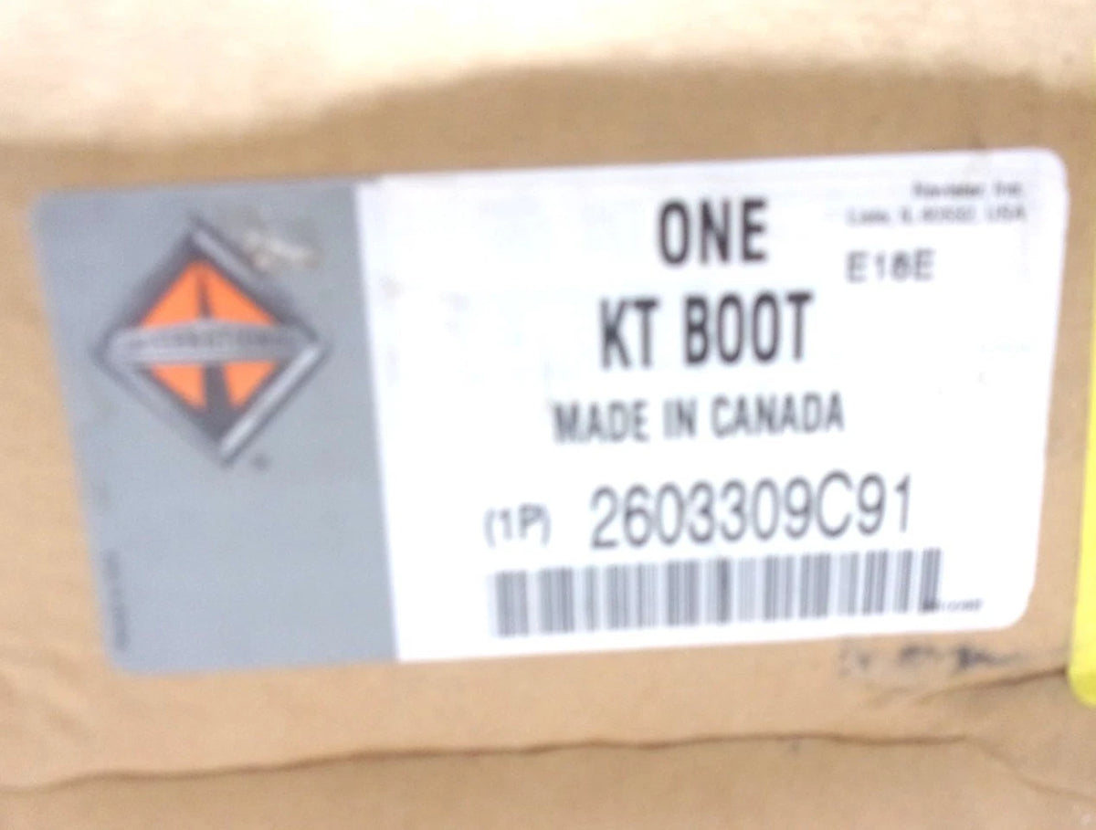 Boot Kit with 2 Clamps for International SPL170 Series (2603309C91, 5015106)