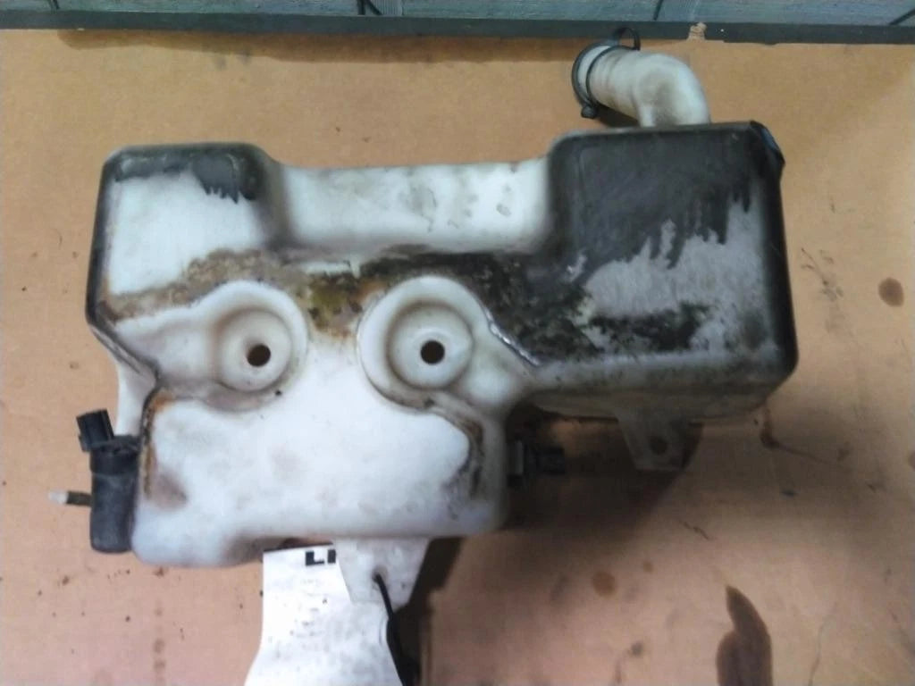Windshield Washer Reservoir for International LT (2019)