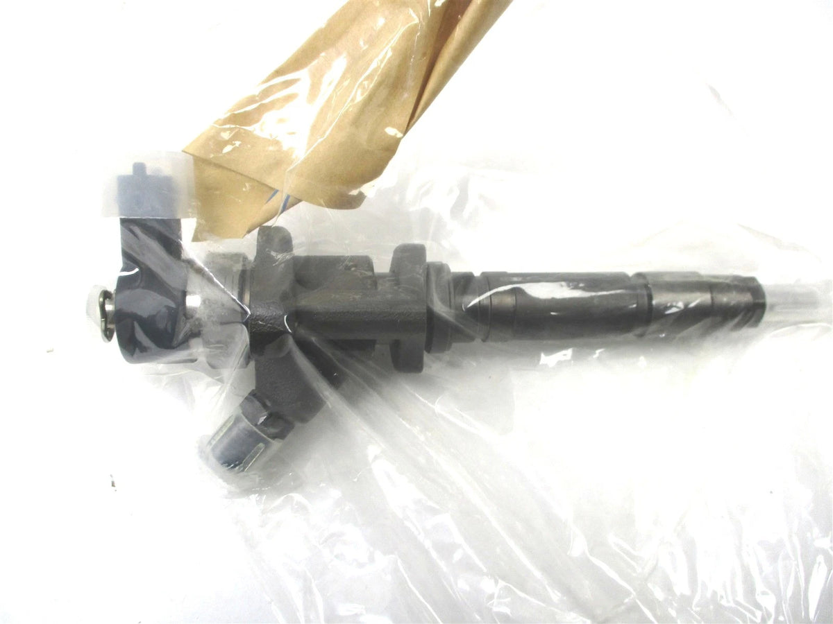 Fuel Injector ME226793 for Mitsubishi 4M50 FE145 FE145CC FE180 FE140 (2000–2023)