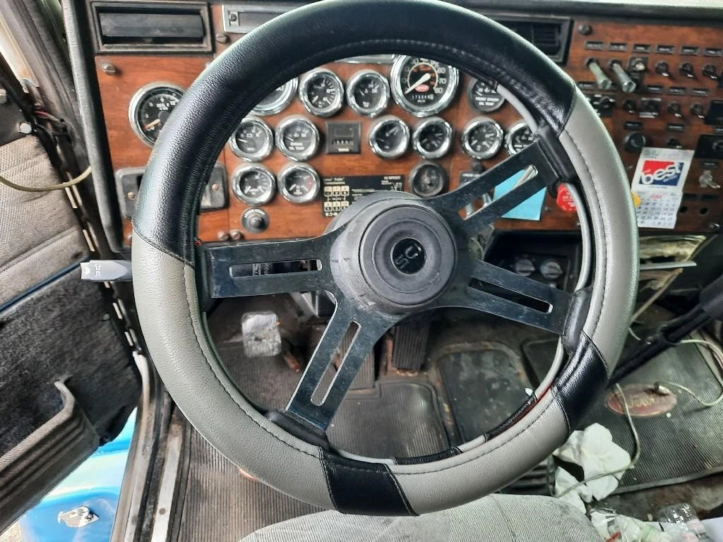 Steering Column for Peterbilt 377 (1996)