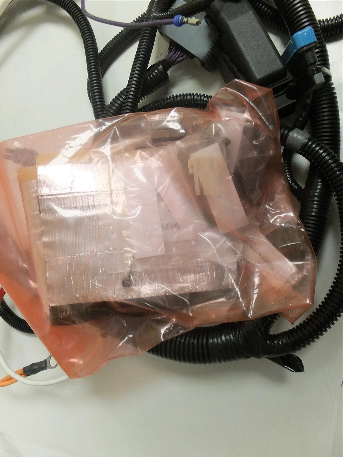 3876381F95 Low Cab Harness for International 7300