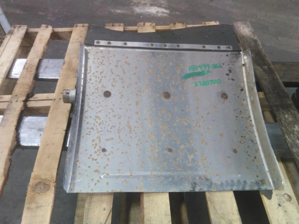 Mud Flap Hanger for Peterbilt 579 (2017)