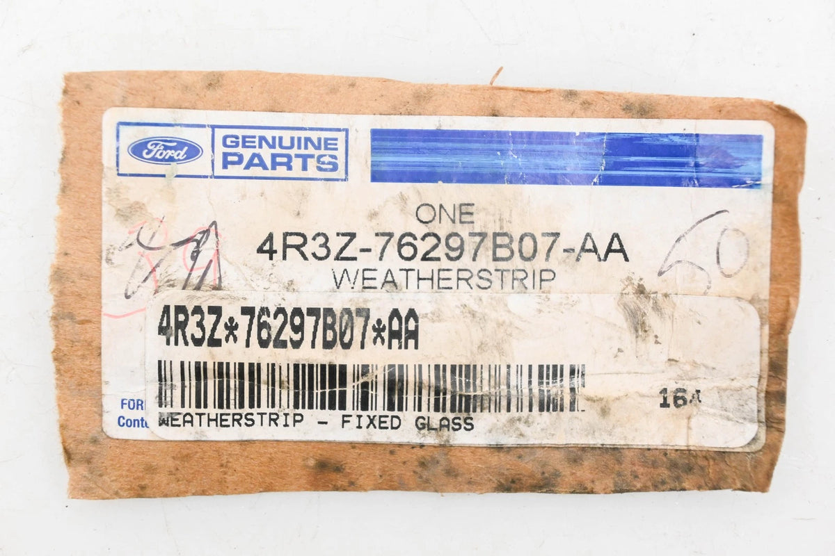 Driver Side Quarter Window Weatherstrip for Ford (2004–2004) 4R3Z-76297B07-AA