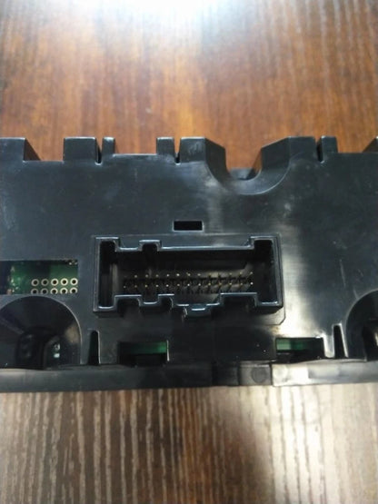 Temperature Control for Kenworth T680 (2019) F21-1028-2381
