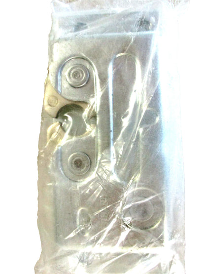 OEM Access Door Latch Rotary Right Hand for International (3988021C1)
