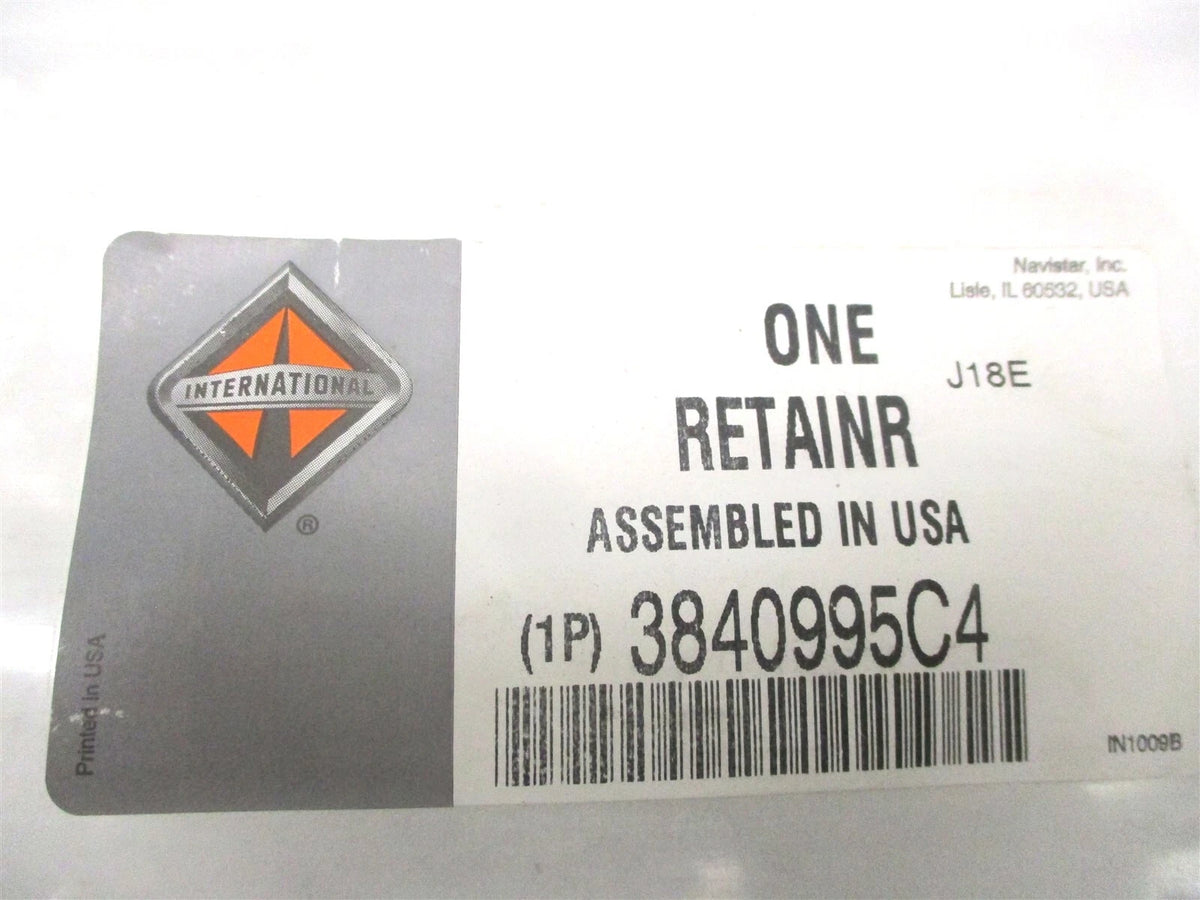 Air Deflector Moulding Retainer for International (3840995C4)
