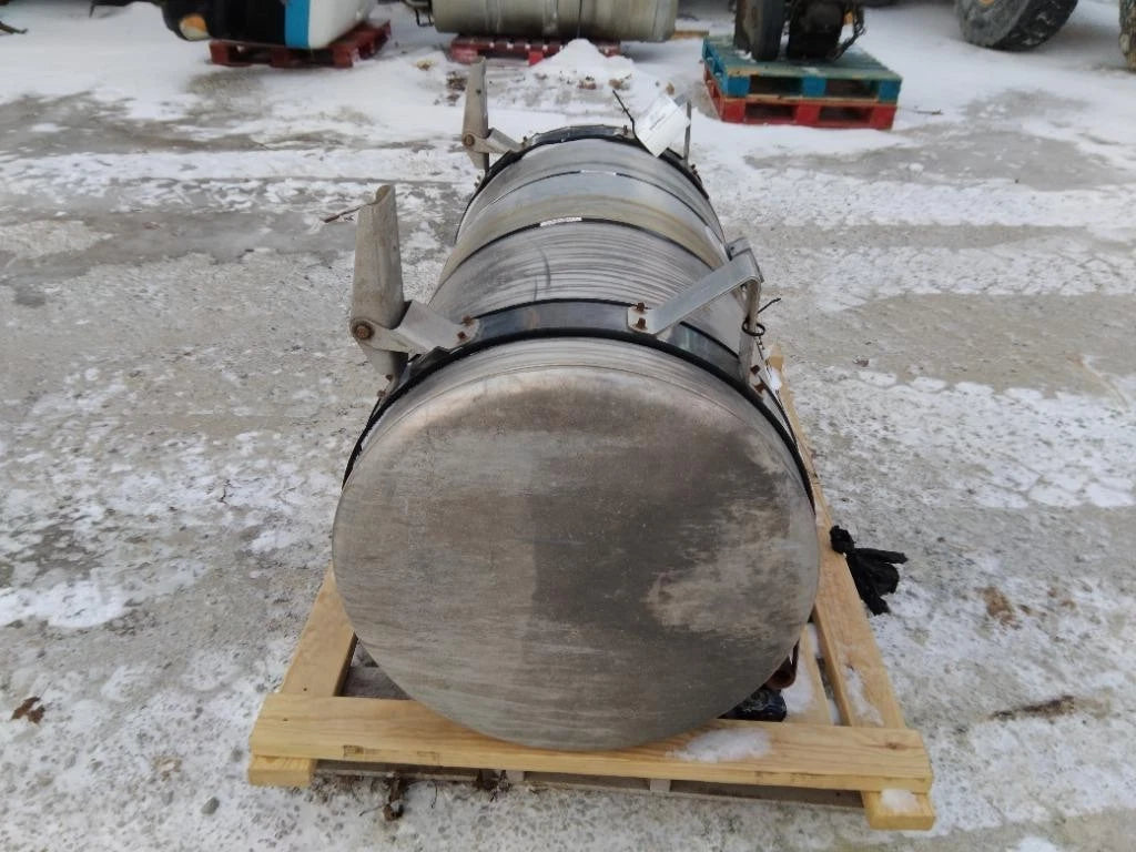 Fuel Tank Left for Sterling A9500 (1999–2010) MN