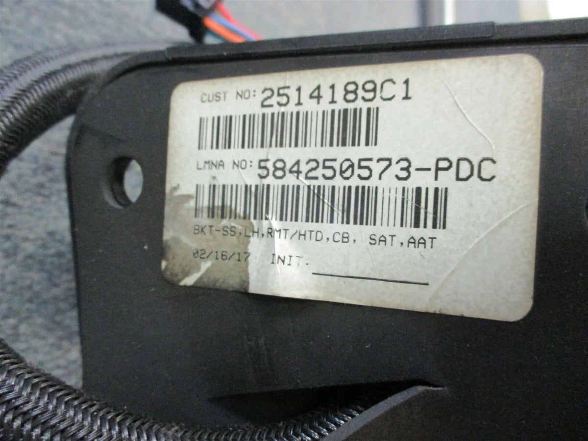 Mirror Bracket for International (2514189C1)