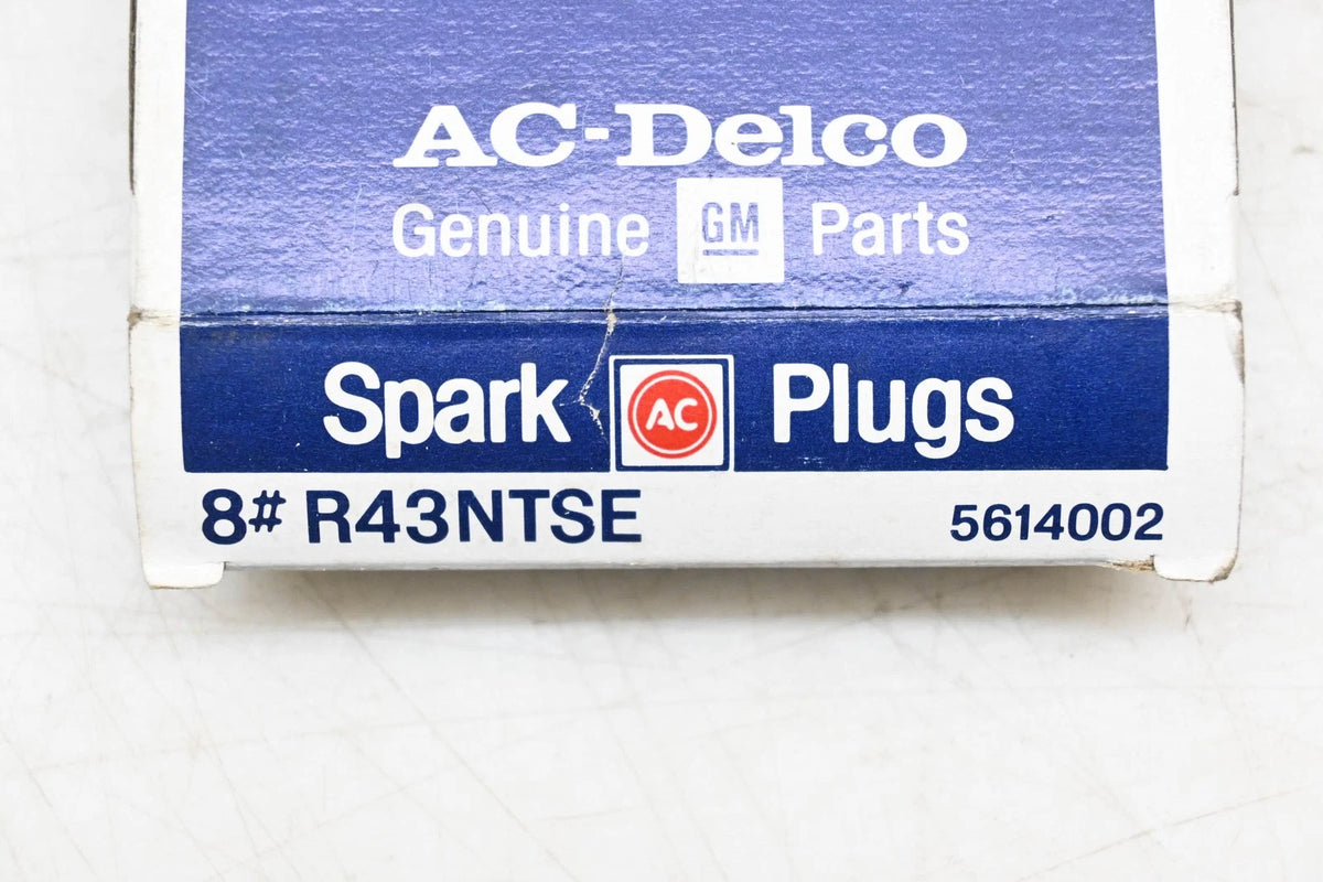 Set of 4 Spark Plugs ACDelco R43NTSE, 5614002 for Automotive