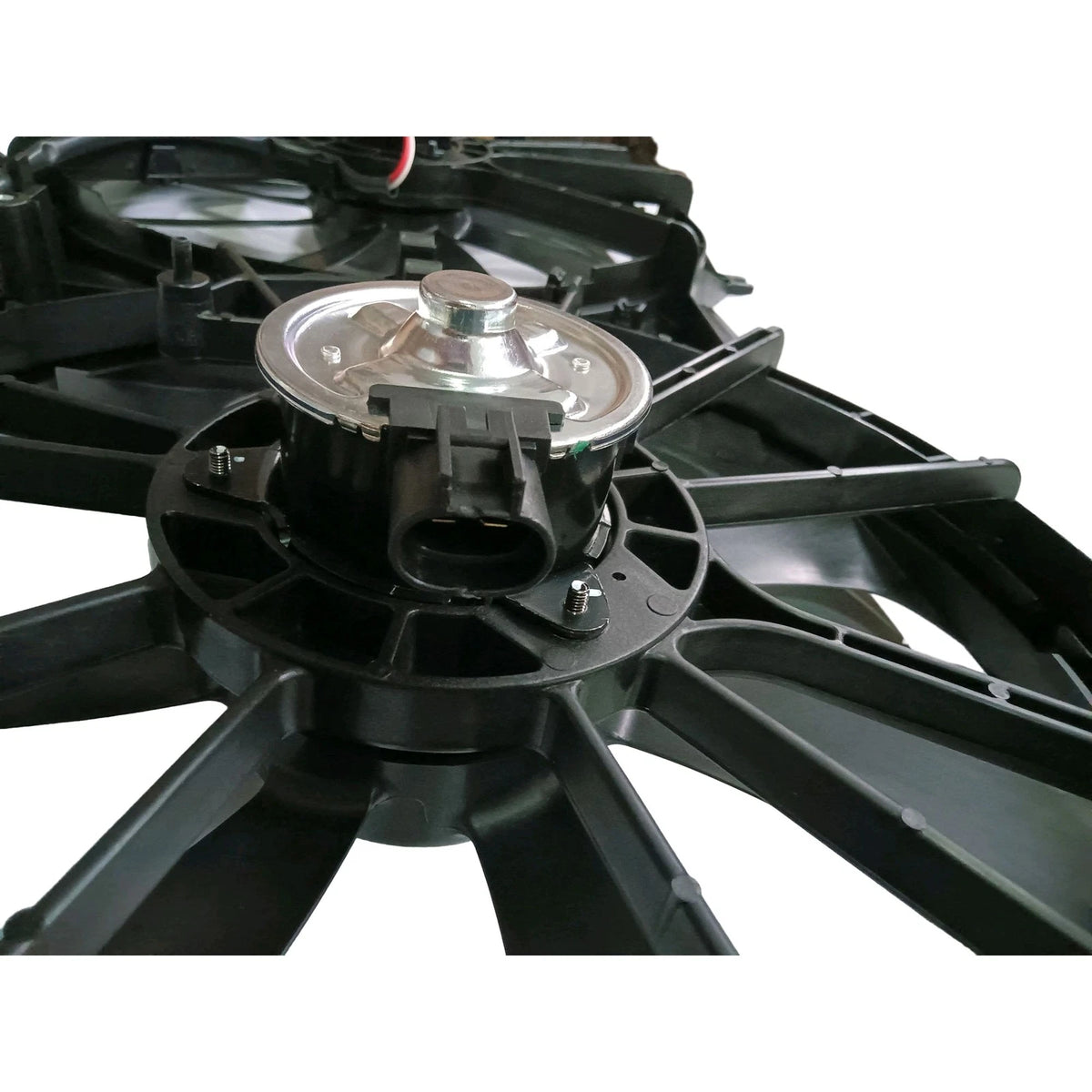 Radiator Cooling Fan Assembly 163610V420 for Toyota Camry (2012–2017)