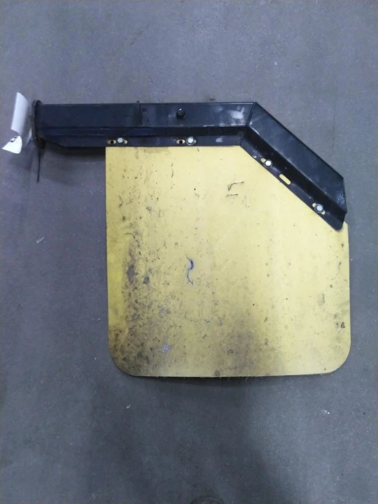 Mud Flap Hanger for Freightliner Cascadia 126 (2021)
