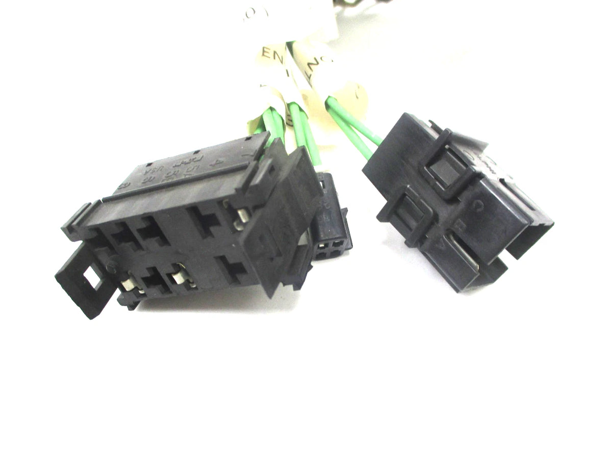 Sleeper Box Control Panel Harness for International (3834030C92, 3834030C91)