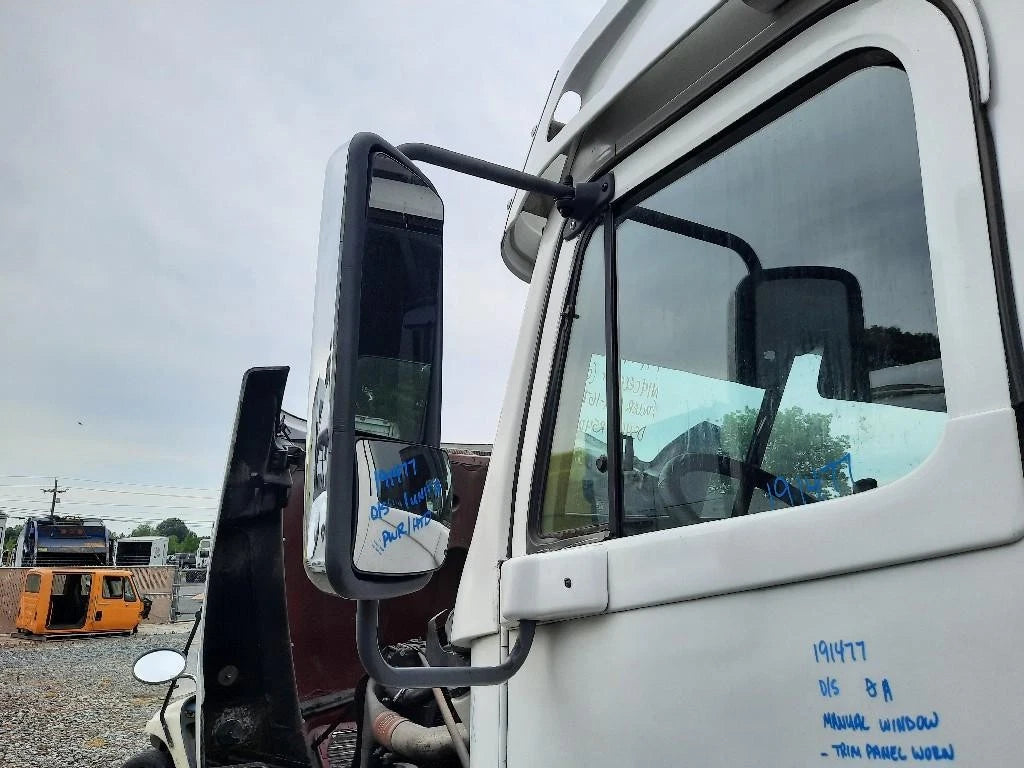 Left Door Mirror for Freightliner Century 120 (2000)