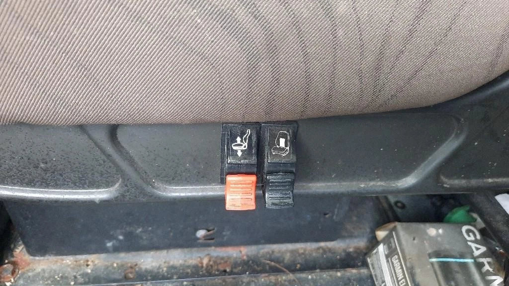 Front Seat for Volvo VNL (2016)