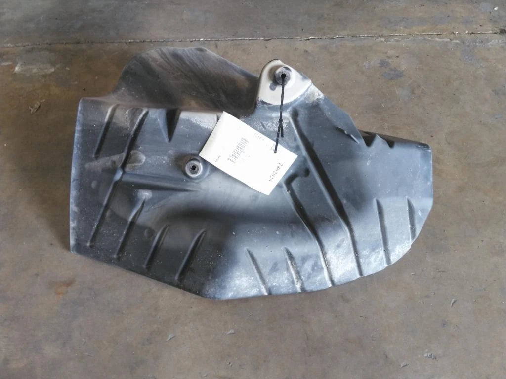 Fender Splash Guard Right for Mack CXU613 (2016)