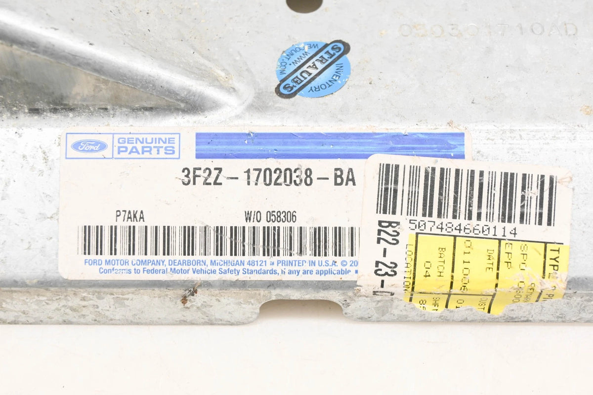 Right Cowling Side Reinforcement for Ford (3F2Z-1702038-BA)