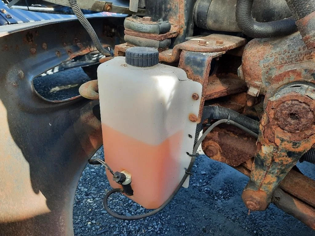 Windshield Washer Reservoir for International 4400 (2012)