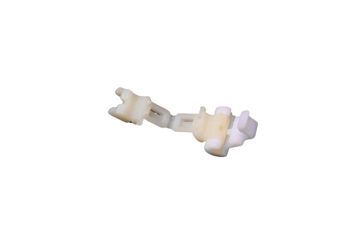 Door Lock Rod Retainer for Ford (E7GZ-6121952-C)