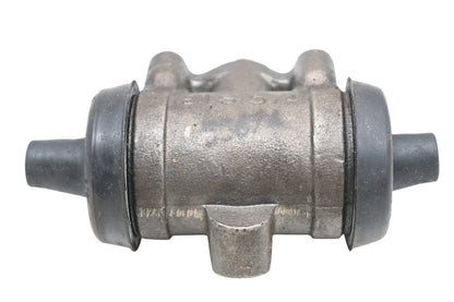 Drum Brake Wheel Cylinder for EIS EW55674, EIS574 (NOS)