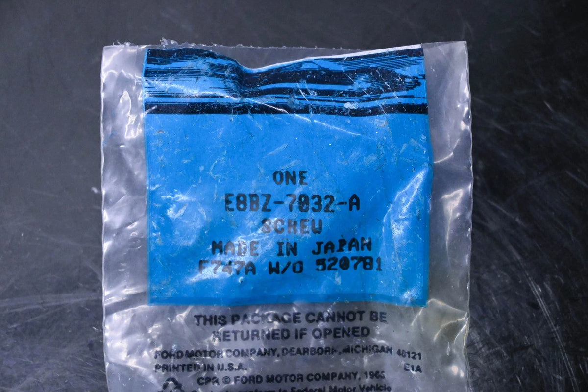 Adjusting Lever Screw for Ford (E8BZ-7032-A)