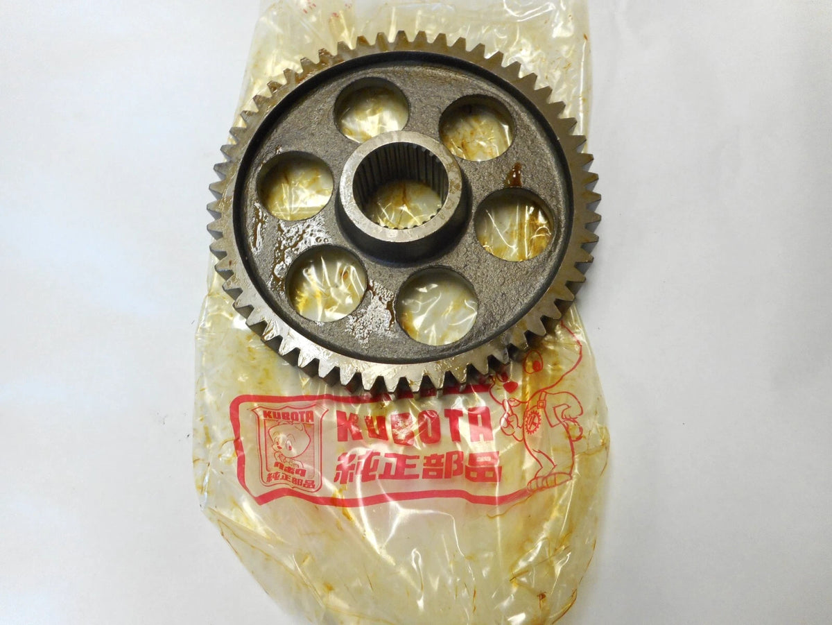 Genuine OEM Gear 66591-17130 for Kubota B6000 B6000E B6000DT (1970–1980)