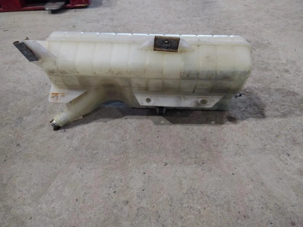 Radiator Overflow Tank for Volvo VNM (2006)