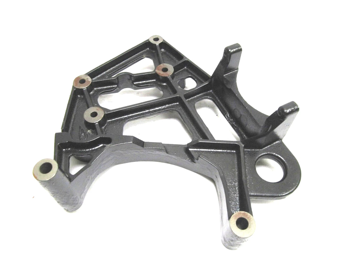 Alternator and Refrigeration Mounting Bracket for International (1840439C1, 1840439C2)