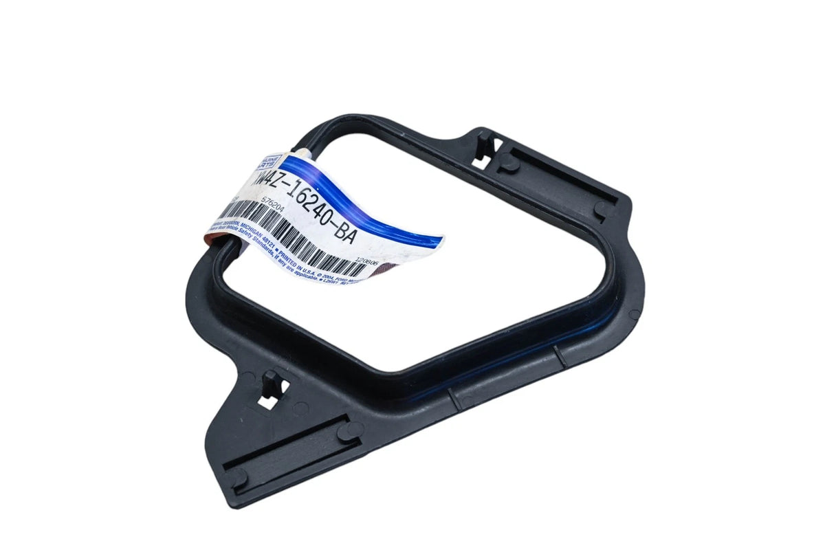 Rear Left Seal for Ford (XW4Z-16240-BA, XW43-160189-AB)