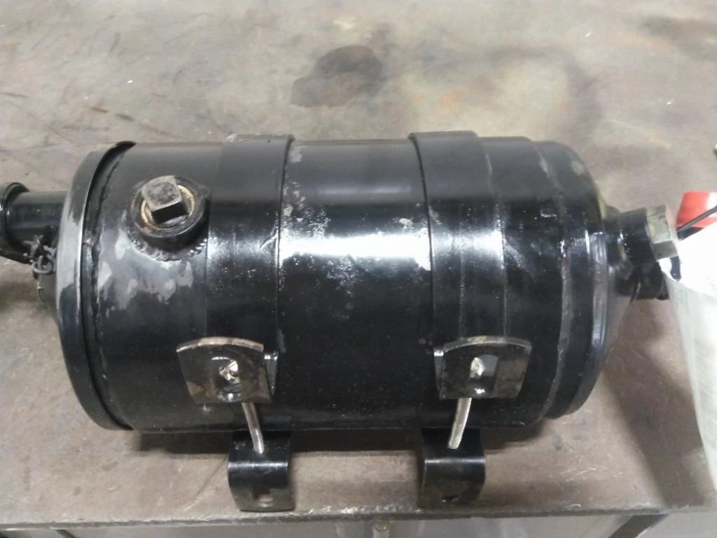 Power Steering Reservoir for Freightliner M2 106 (2022) A14-17924-000