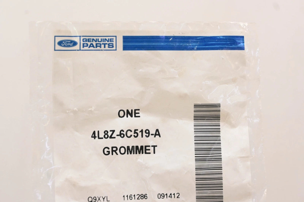 Valve Cover Stud Grommet for Ford (2004–2004) 4L8Z-6C519-A