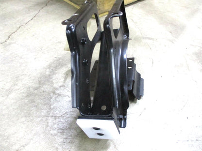 Hood Mount Bracket for Mack Truck (Replaces 82078484, 84218078)