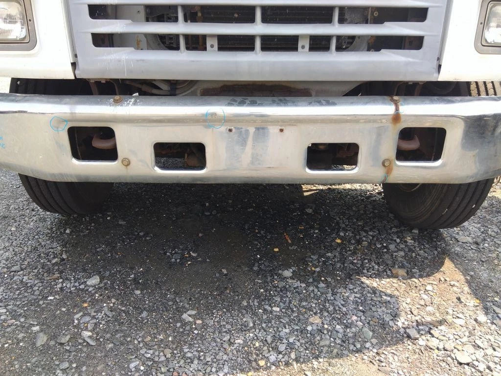 Bumper for Ford F800 (1999)