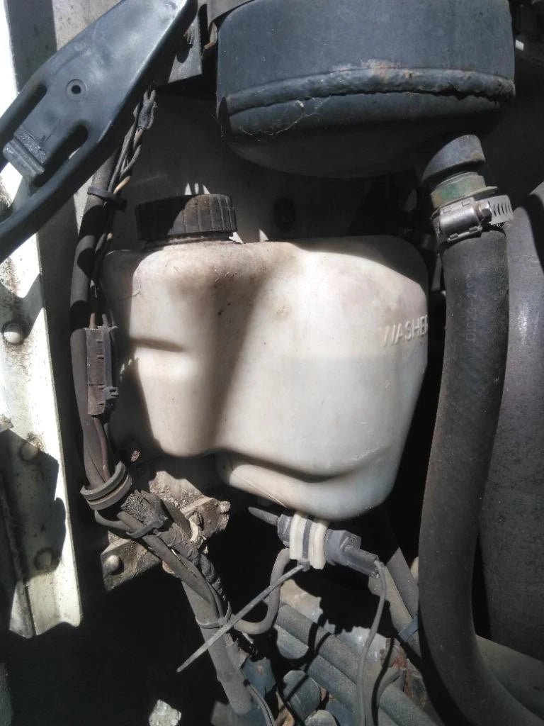 Windshield Washer Reservoir for Peterbilt 330 (1998)