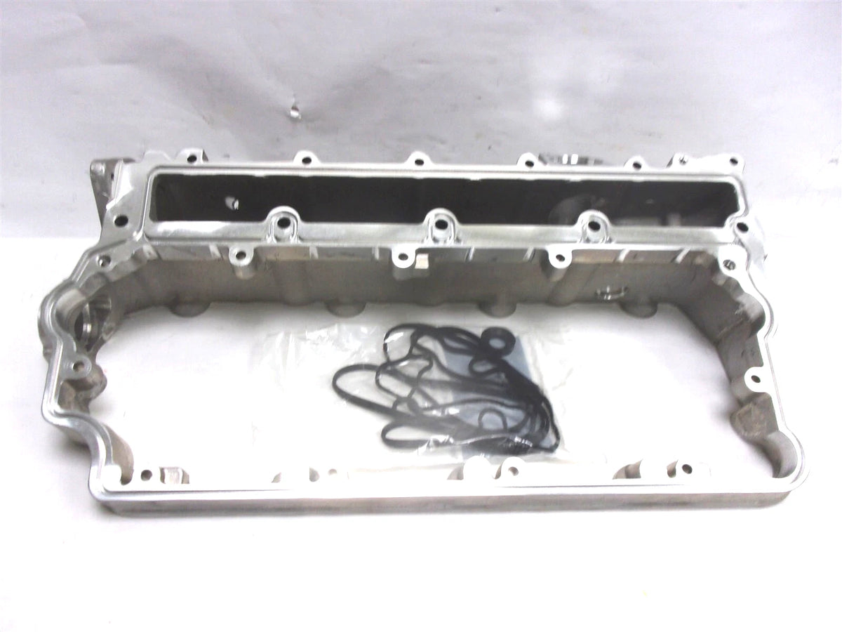 Valve Cover & Intake Manifold Kit for International VT365 (2004–2007) 2513478C91, 7080835C91