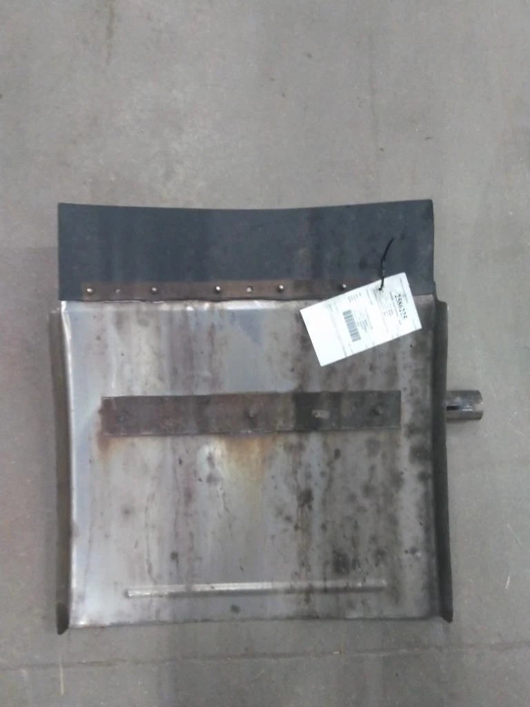 Rear Quarter/Half Fender Left for Kenworth T680 (2020)