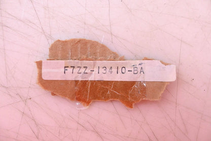 Socket & Wire Assembly for Ford (F7ZZ-13410-BA)