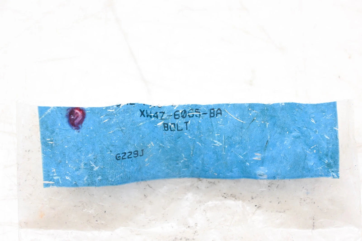 Cylinder Head Bolt for Ford (XW4Z-6065-BA)