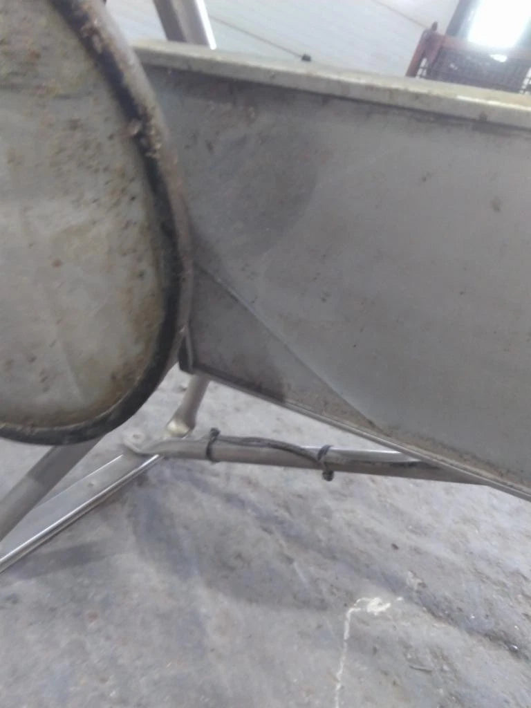 Left Door Mirror for Ford L8000 (1995)