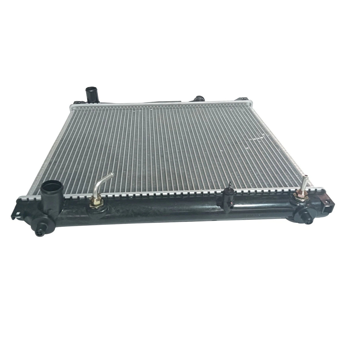Radiator 1770077E30 for Chevy Tracker, Suzuki Vitara, Sidekick (1999–2004)