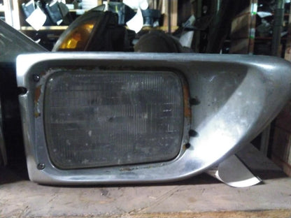 Headlight for International 9400i (2000–2007)