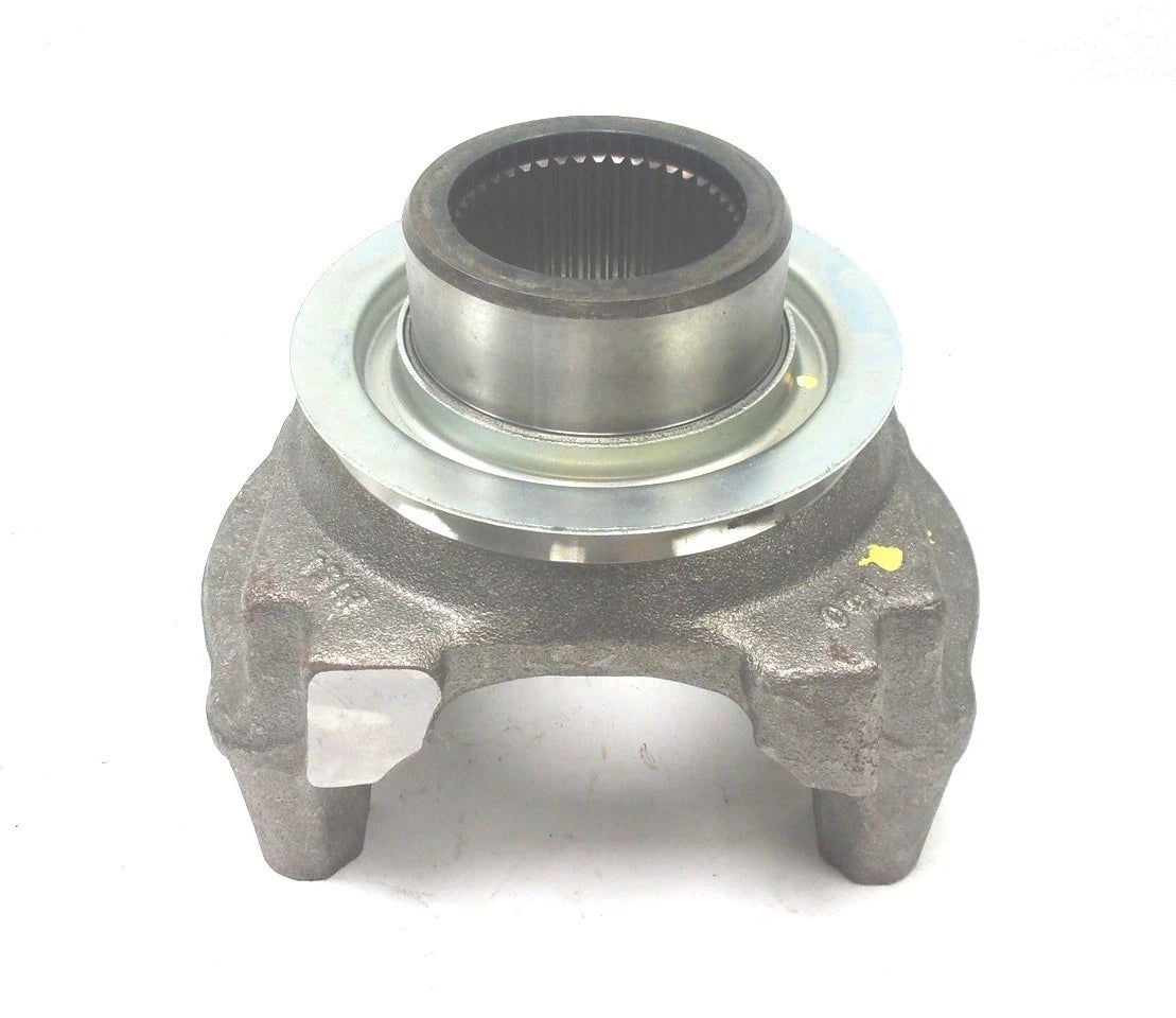 Half Round End Yoke for International SPL250 Series (2607766C91, 3517493C91)