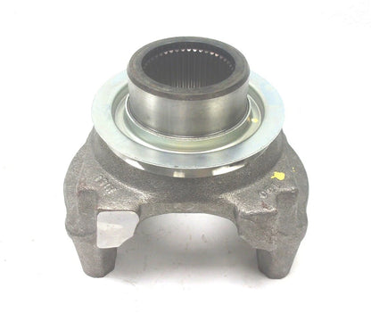 Half Round End Yoke for International SPL250 Series (2607766C91, 3517493C91)