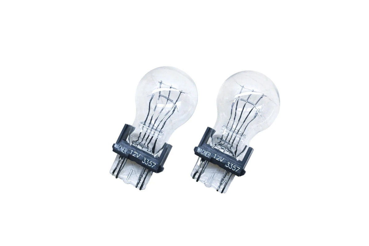 2X Wagner 3357 Multi-Purpose Miniature Light Bulbs for Automotive (NOS)