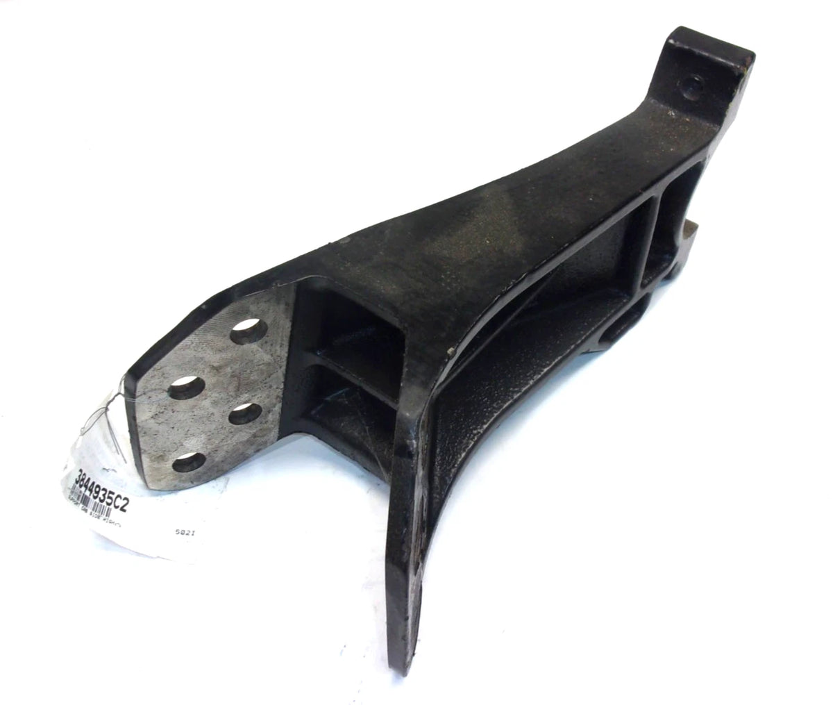 Cab Support Bracket Right Side for International (OEM 3844935C2)