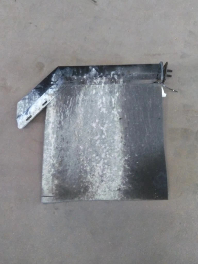 Mud Flap Hanger for Volvo VNL (2006)