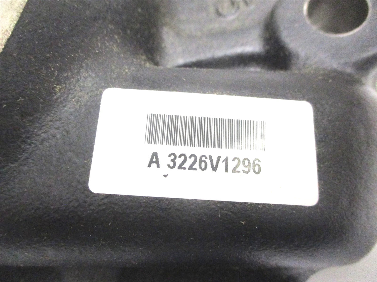 Drive Shaft Pinion Bearing Cage for Meritor (A3226V1296, 1696386C91)