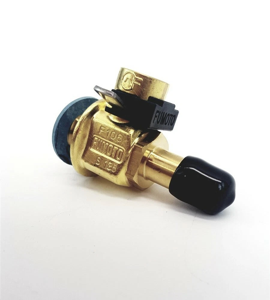Fumoto F106N Quick Oil Drain Valve M14-1.5 with Nipple & Dust Cap for
