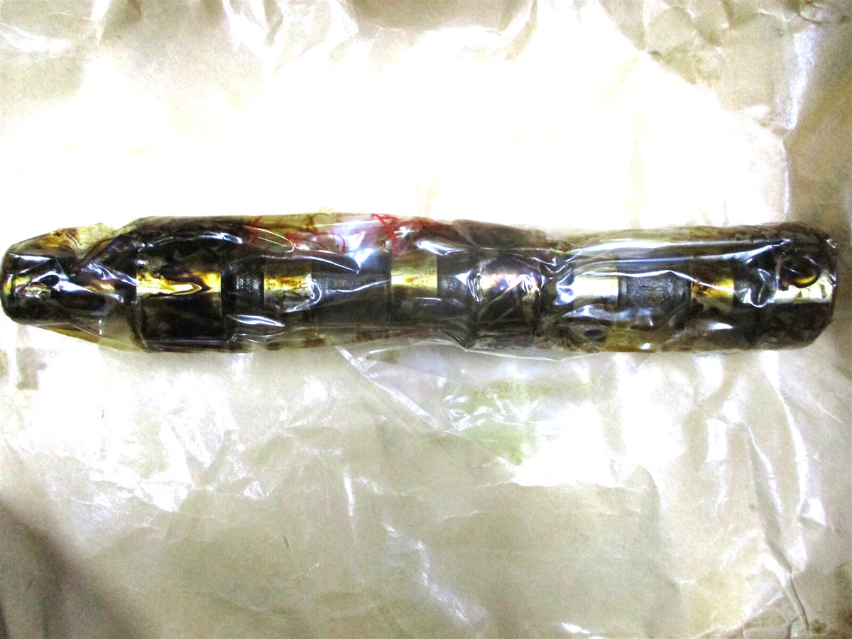 Camshaft for Kubota L185 Tractor (OEM 15221-16150)