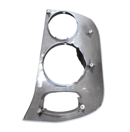 Headlight/Turn Signal Light Bezel RH for Freightliner (A06-20711-001)